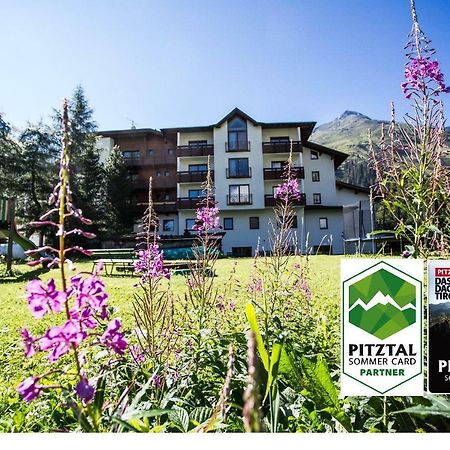 Hotel Gletscherblick St. Leonhard im Pitztal Exterior foto