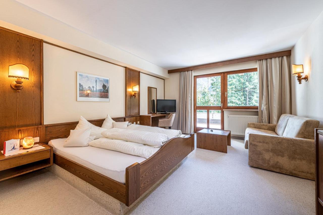 Hotel Gletscherblick St. Leonhard im Pitztal Exterior foto