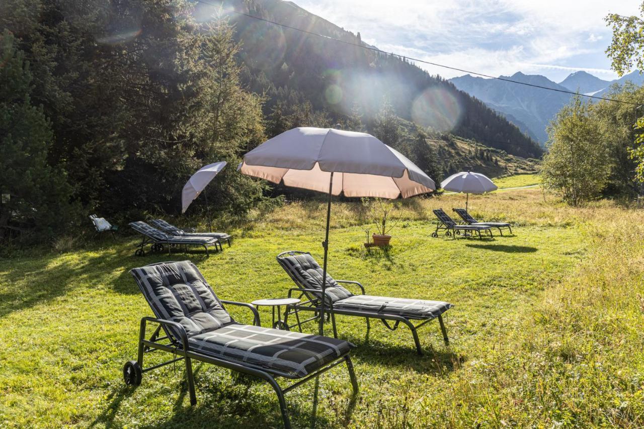 Hotel Gletscherblick St. Leonhard im Pitztal Exterior foto