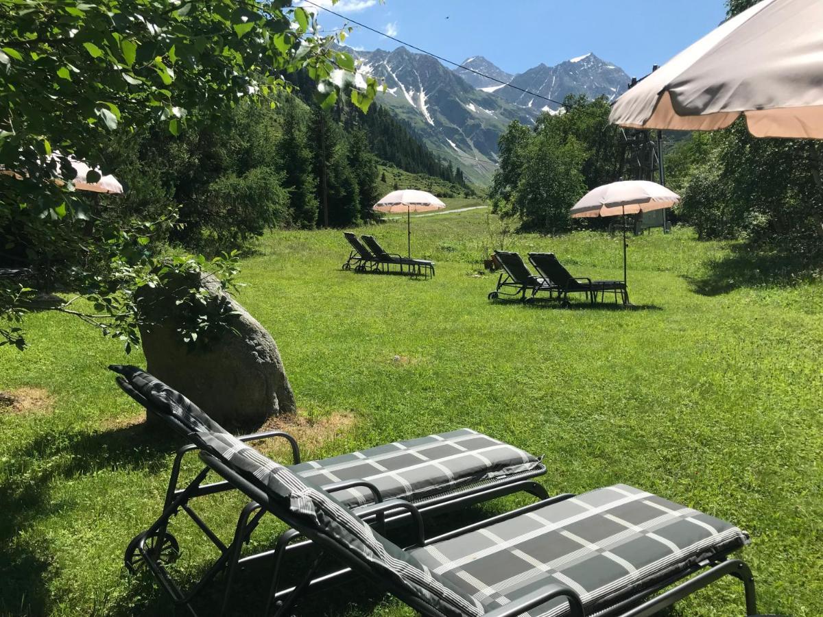 Hotel Gletscherblick St. Leonhard im Pitztal Exterior foto
