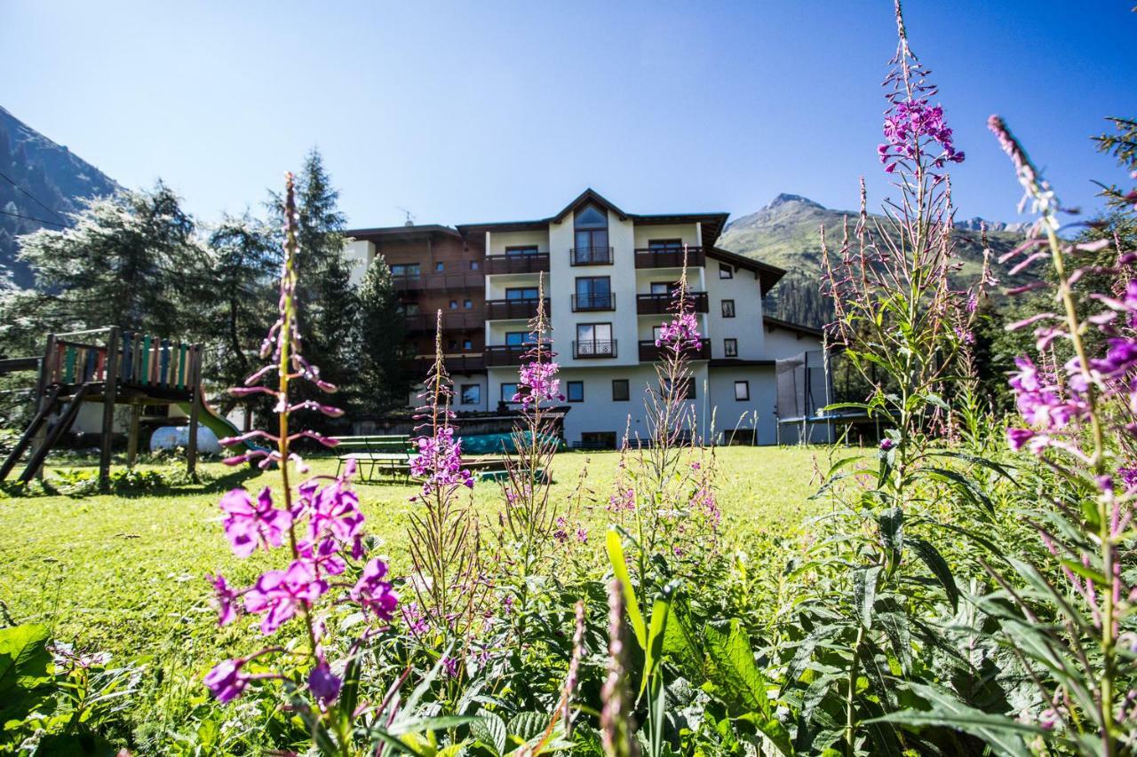 Hotel Gletscherblick St. Leonhard im Pitztal Exterior foto