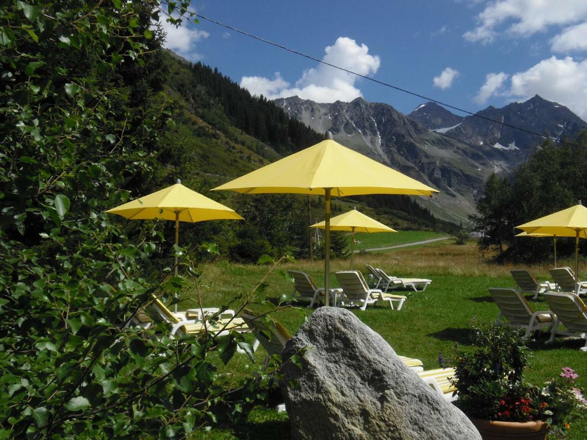 Hotel Gletscherblick St. Leonhard im Pitztal Exterior foto