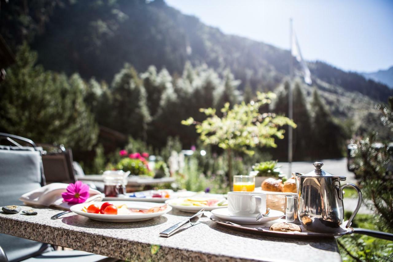Hotel Gletscherblick St. Leonhard im Pitztal Exterior foto